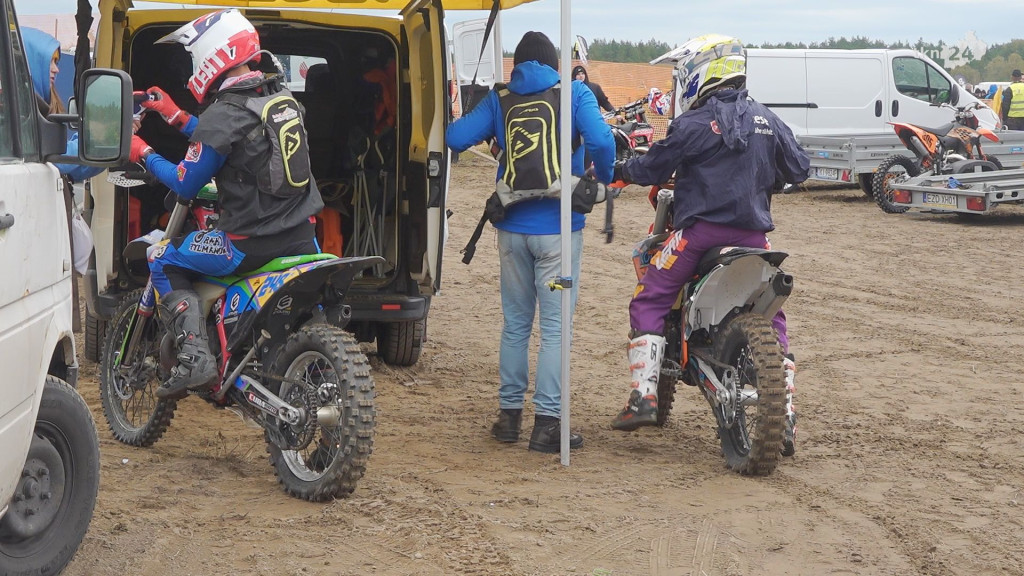 Ryk silników w Przybyszowach. Za nami VII Runda Bajamoto Pucharu Południowej Polski [wideo, zdjęcia]