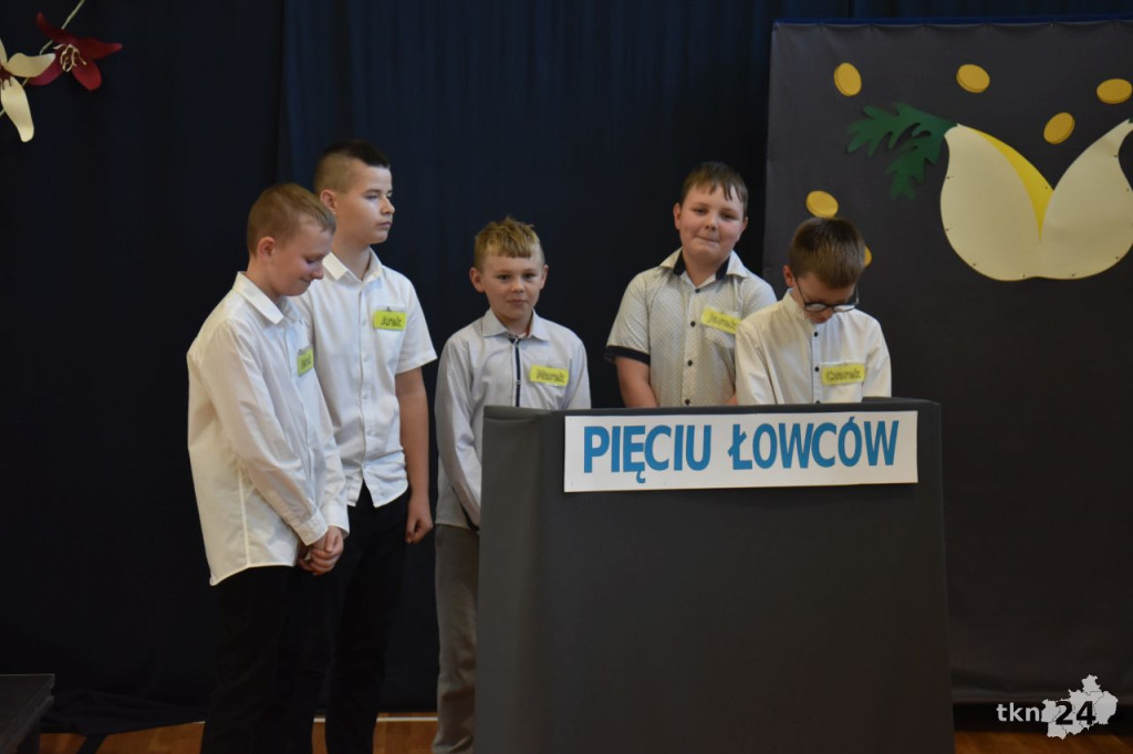 Gmina Końskie doceniła zasłużonych nauczycieli z okazji Dnia Edukacji Narodowej [wideo, zdjęcia]