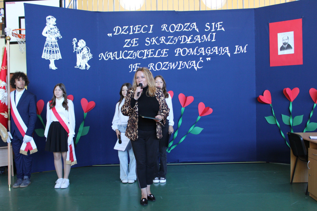 Dzień Edukacji Narodowej świętowały szkoły w gminie Smyków [zdjęcia]