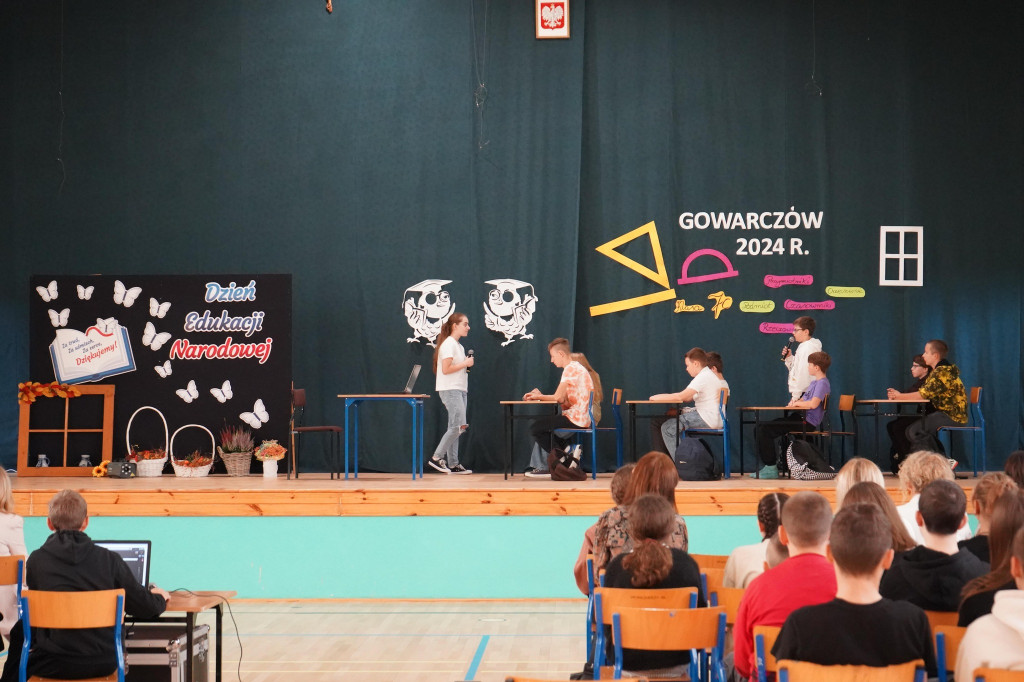W Gowarczowie świętowali nauczyciele i pierwszoklasiści [zdjęcia]