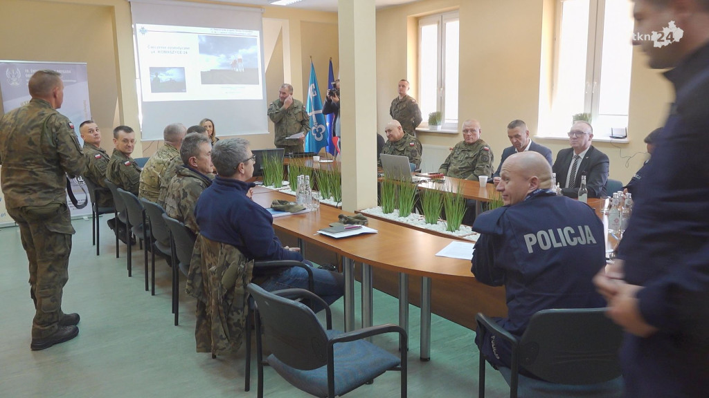 Katastrofa samolotu i wypadek. W Komaszycach ćwiczono ekstremalne zagrożenia [wideo, zdjęcia]