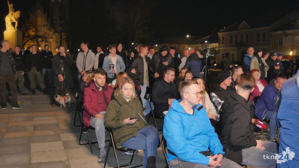 Mentzen w Końskich. Wiele osób przybyło na rynek [wideo, zdjęcia]
