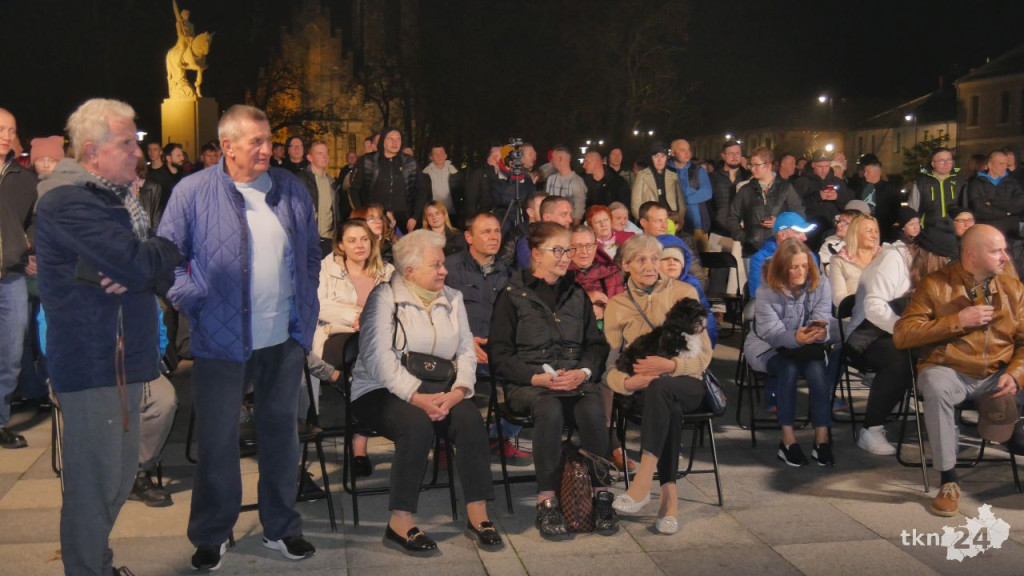 Mentzen w Końskich. Wiele osób przybyło na rynek [wideo, zdjęcia]