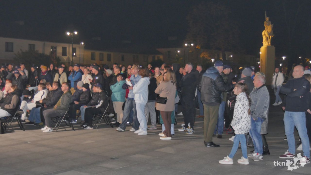 Mentzen w Końskich. Wiele osób przybyło na rynek [wideo, zdjęcia]