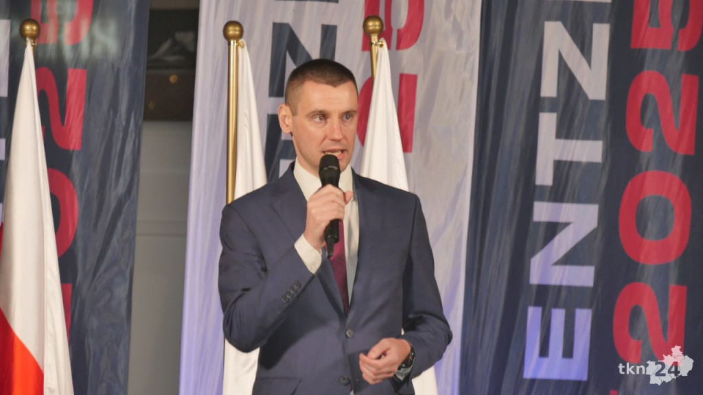 Mentzen w Końskich. Wiele osób przybyło na rynek [wideo, zdjęcia]