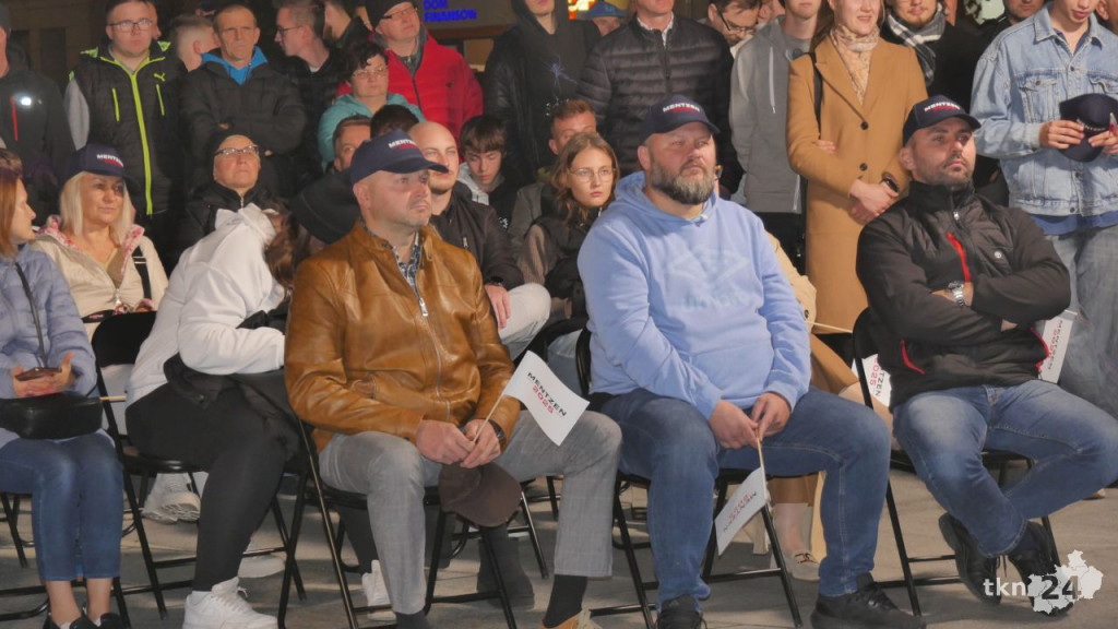 Mentzen w Końskich. Wiele osób przybyło na rynek [wideo, zdjęcia]