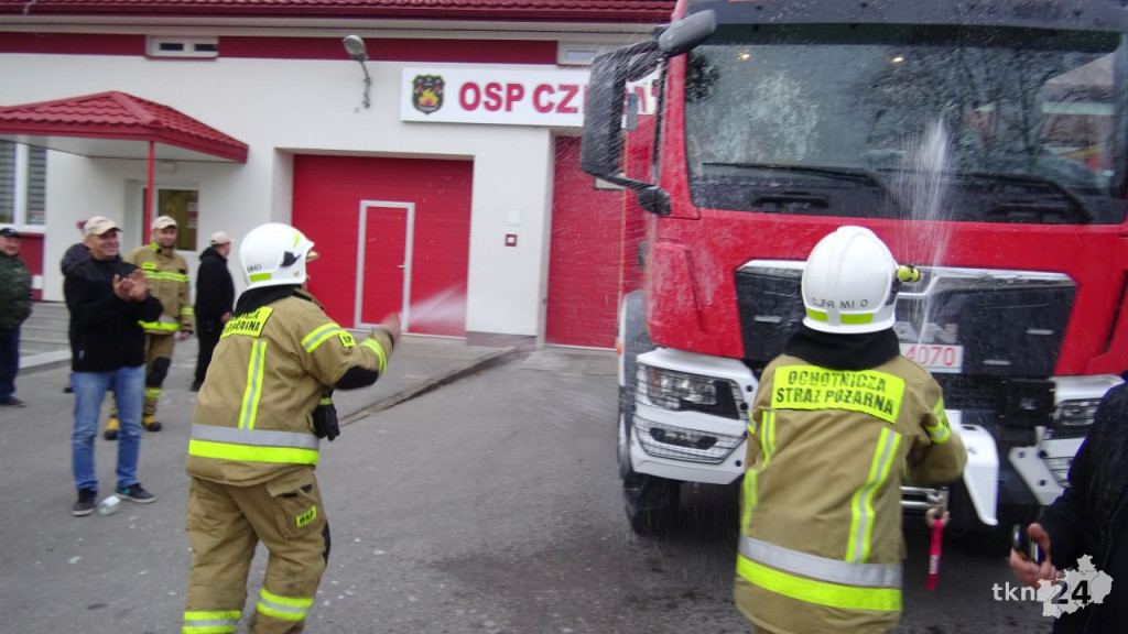 Ciężki MAN jest w już w Czermnie. OSP z nowym wozem! [wideo, zdjęcia]