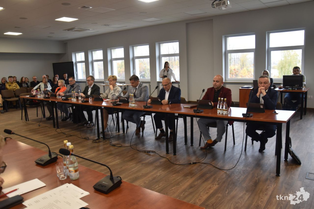 X Sesja Rady Powiatu Koneckiego: Czy szpital będzie prywatyzowany? [wideo]