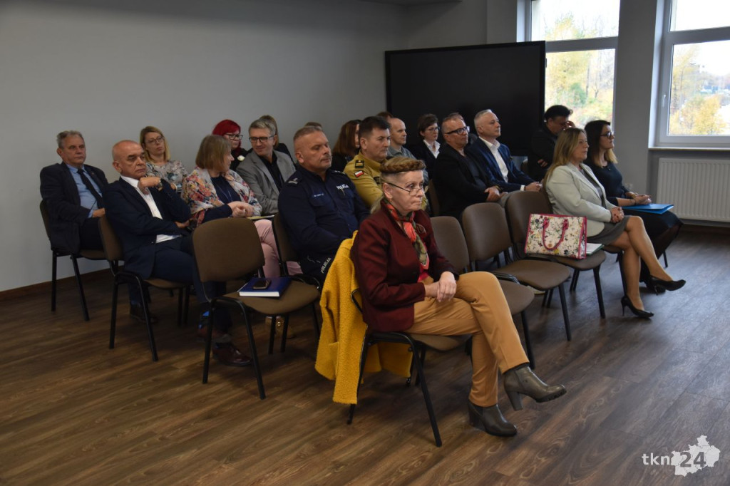 X Sesja Rady Powiatu Koneckiego: Czy szpital będzie prywatyzowany? [wideo]