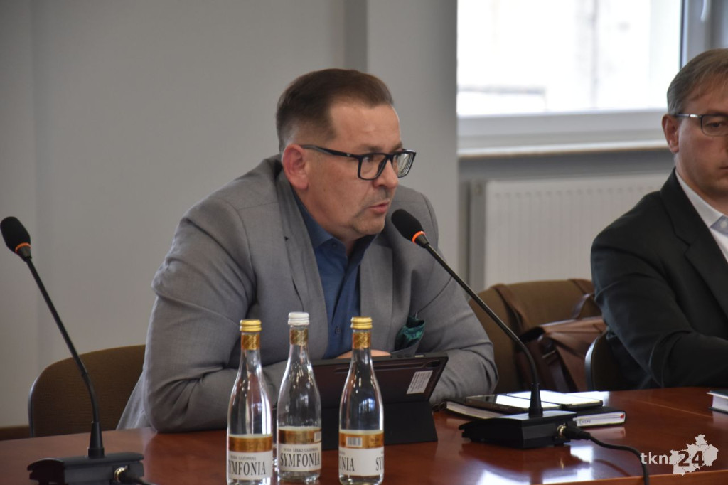 X Sesja Rady Powiatu Koneckiego: Czy szpital będzie prywatyzowany? [wideo]