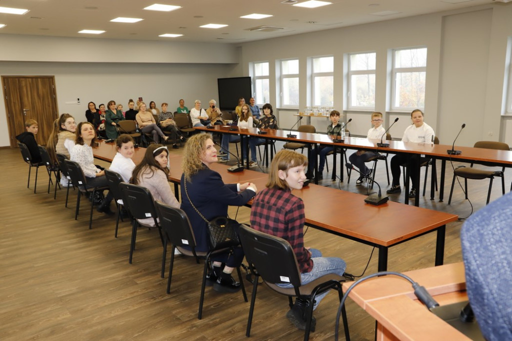 Najbardziej skomplikowane łamańce językowe. Poznajcie laureatów konkursu i ich wymyślone zwroty [zdjęcia]