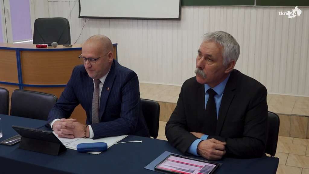 Wolność to jedno: Polska. Powiat rozpoczął obchody Święta Niepodległości [wideo, zdjęcia]