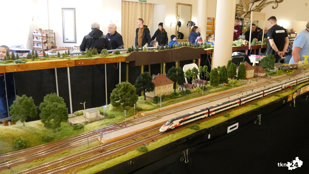Miniaturowy świat znów zachwycił konecczan!  [wideo, zdjęcia]