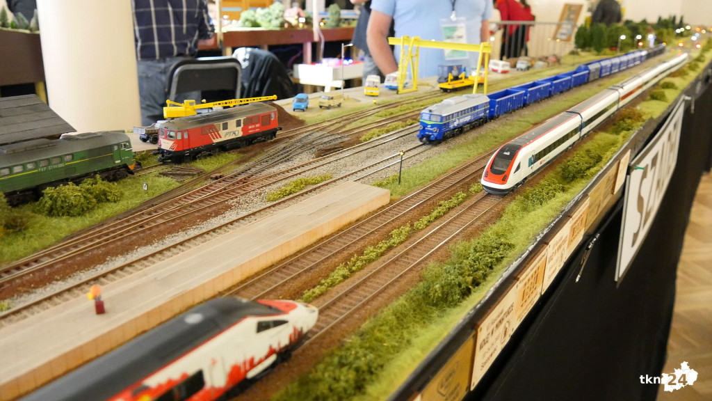 Miniaturowy świat znów zachwycił konecczan!  [wideo, zdjęcia]