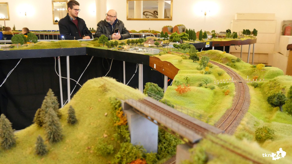 Miniaturowy świat znów zachwycił konecczan!  [wideo, zdjęcia]