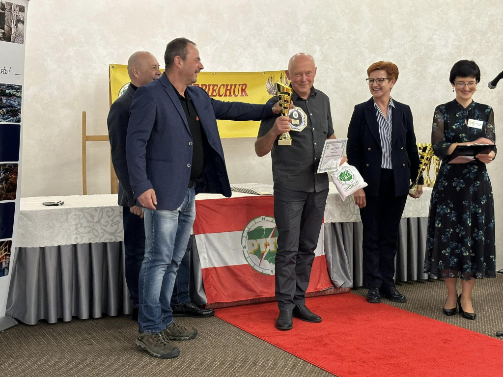Blisko stu Superpiechurów. W Końskich uhonorowano najaktywniejszych turystów [zdjęcia]