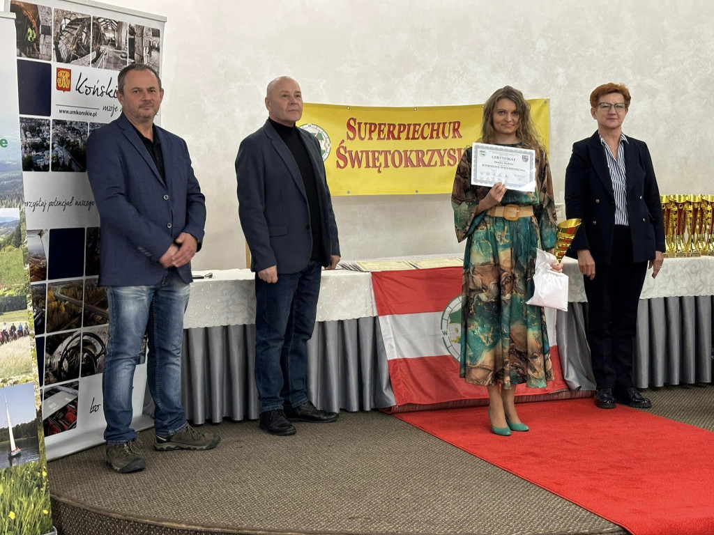 Blisko stu Superpiechurów. W Końskich uhonorowano najaktywniejszych turystów [zdjęcia]