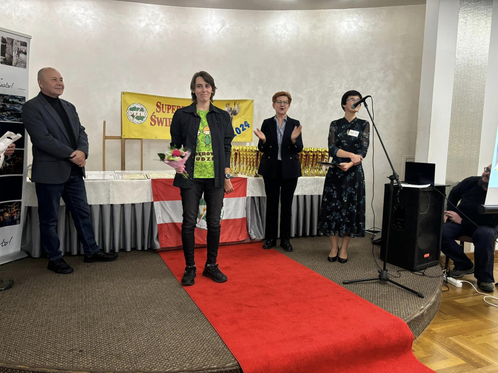 Blisko stu Superpiechurów. W Końskich uhonorowano najaktywniejszych turystów [zdjęcia]
