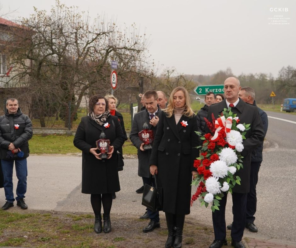Uroczyste obchody Święta Niepodległości w gminie Gowarczów [zdjęcia]