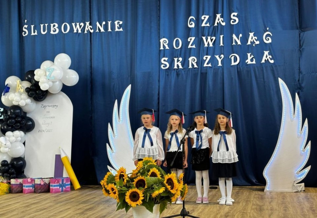 Ślubowania pierwszoklasistów w gminie Radoszyce. Fotorelacja