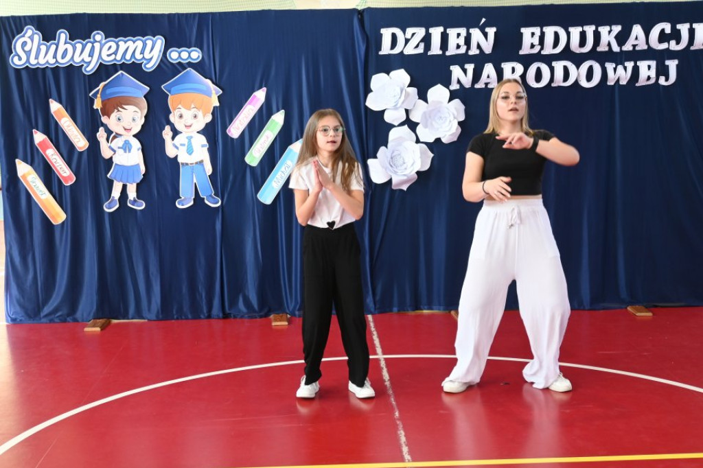 Ślubowania pierwszoklasistów w gminie Radoszyce. Fotorelacja