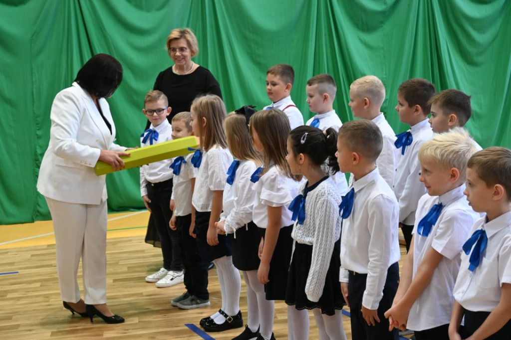 Ślubowania pierwszoklasistów w gminie Radoszyce. Fotorelacja