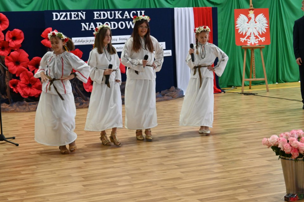 Ślubowania pierwszoklasistów w gminie Radoszyce. Fotorelacja