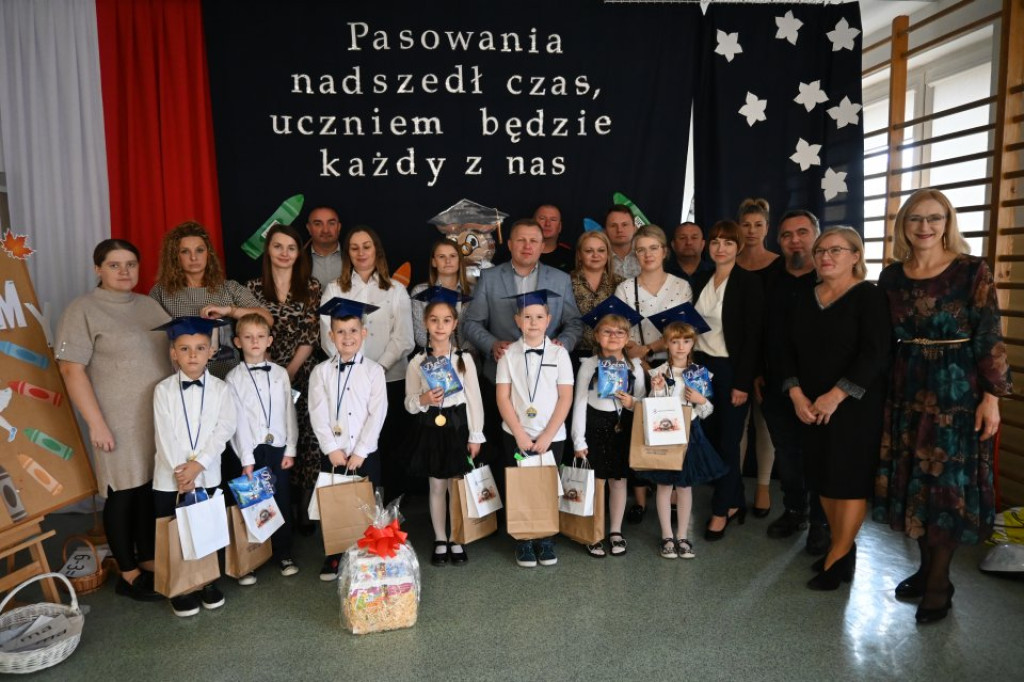 Ślubowania pierwszoklasistów w gminie Radoszyce. Fotorelacja