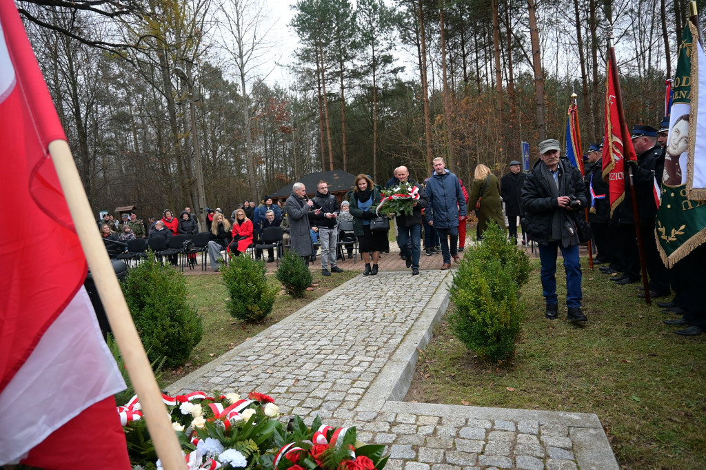 Hubalowa uroczystość w Zychach. Wspominano legendarnego majora [wideo, zdjęcia]