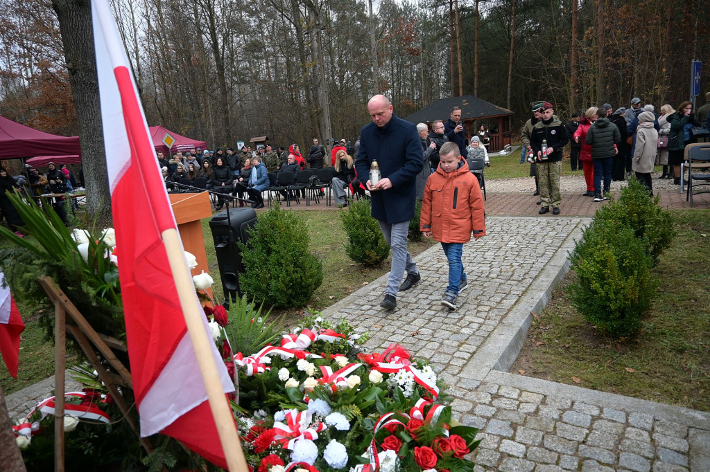 Hubalowa uroczystość w Zychach. Wspominano legendarnego majora [wideo, zdjęcia]
