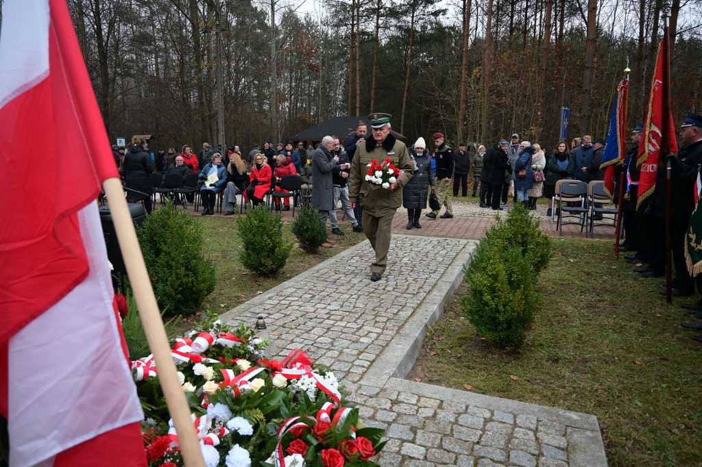 Hubalowa uroczystość w Zychach. Wspominano legendarnego majora [wideo, zdjęcia]