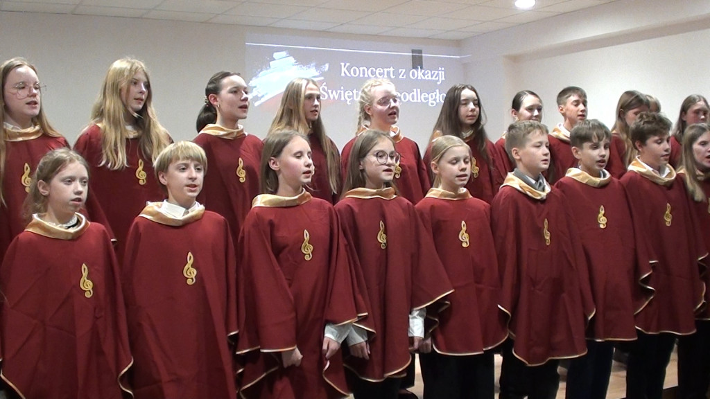 Szkoła Muzyczna na Święto Niepodległości. Zobaczcie fragmenty koncertu [wideo, zdjęcia]