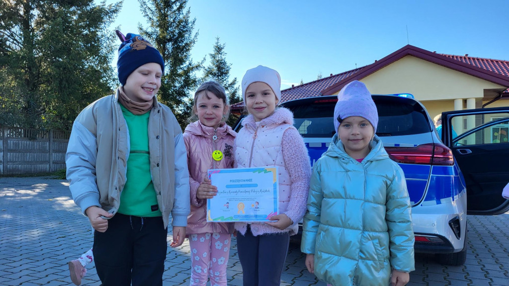 ZPO w Pomykowie w kampanii `Dzieciństwo bez przemocy` [zdjęcia]
