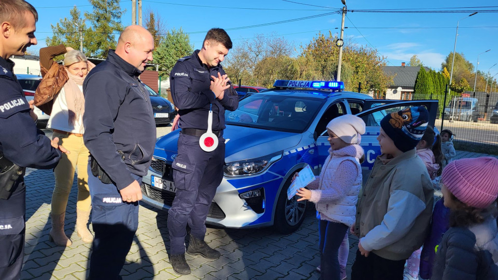 ZPO w Pomykowie w kampanii `Dzieciństwo bez przemocy` [zdjęcia]