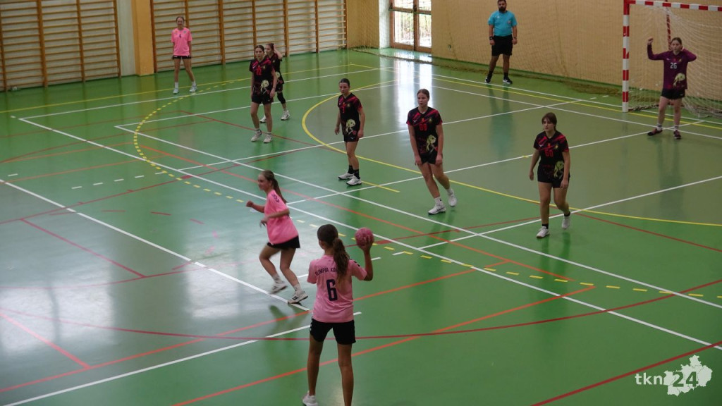 Olimpia Końskie rozpoczyna sezon od wspaniałej wygranej [wideo, zdjęcia]