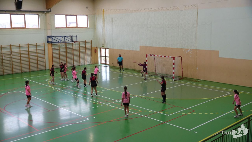 Olimpia Końskie rozpoczyna sezon od wspaniałej wygranej [wideo, zdjęcia]