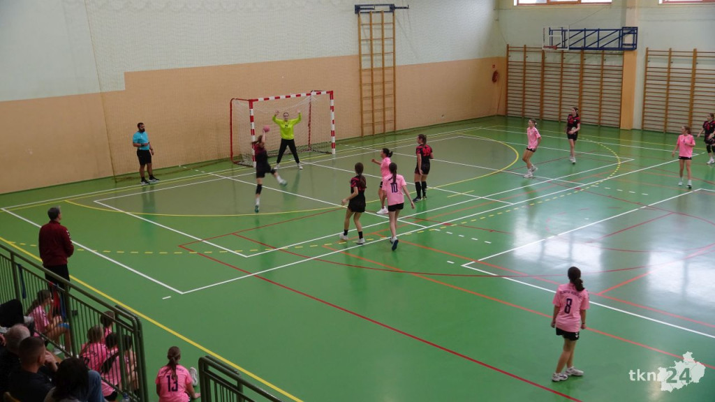 Olimpia Końskie rozpoczyna sezon od wspaniałej wygranej [wideo, zdjęcia]