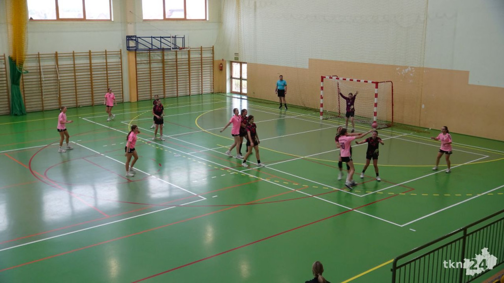 Olimpia Końskie rozpoczyna sezon od wspaniałej wygranej [wideo, zdjęcia]
