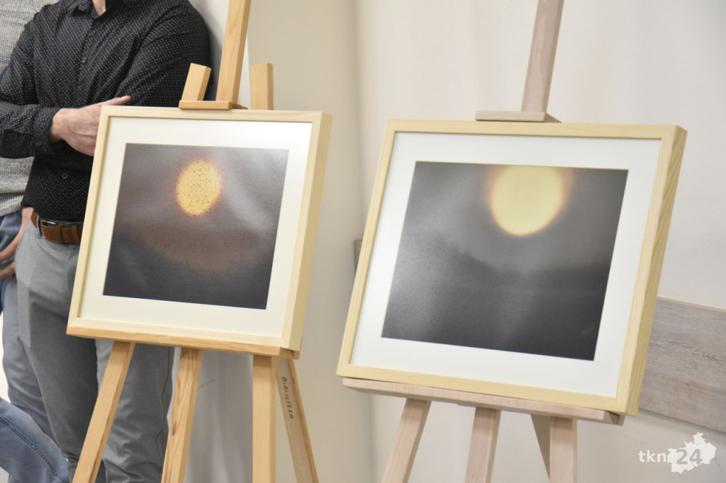 Wernisaż wystawy fotografii Tadeusza Czarneckiego w Rudzie Malenieckiej [wideo, zdjęcia]