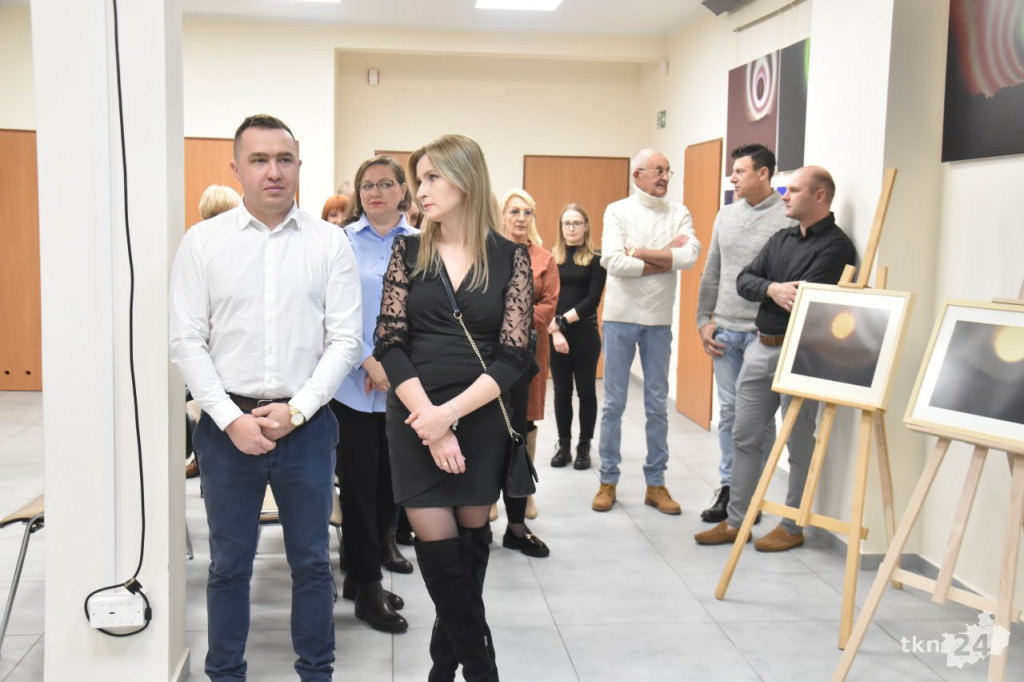 Wernisaż wystawy fotografii Tadeusza Czarneckiego w Rudzie Malenieckiej [wideo, zdjęcia]