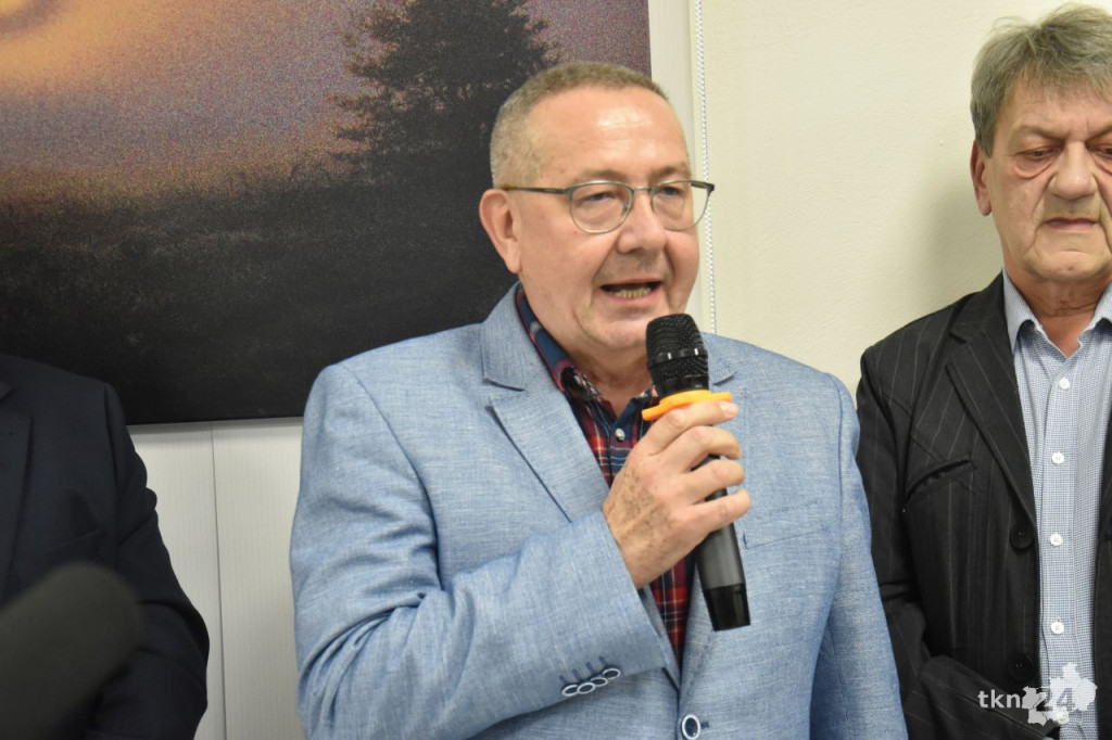 Wernisaż wystawy fotografii Tadeusza Czarneckiego w Rudzie Malenieckiej [wideo, zdjęcia]