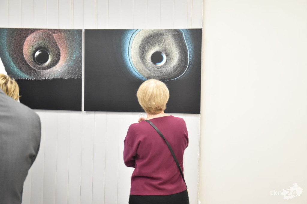 Wernisaż wystawy fotografii Tadeusza Czarneckiego w Rudzie Malenieckiej [wideo, zdjęcia]