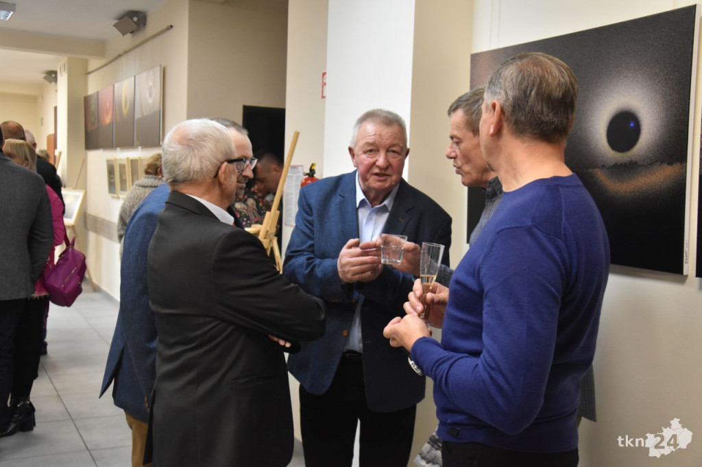 Wernisaż wystawy fotografii Tadeusza Czarneckiego w Rudzie Malenieckiej [wideo, zdjęcia]