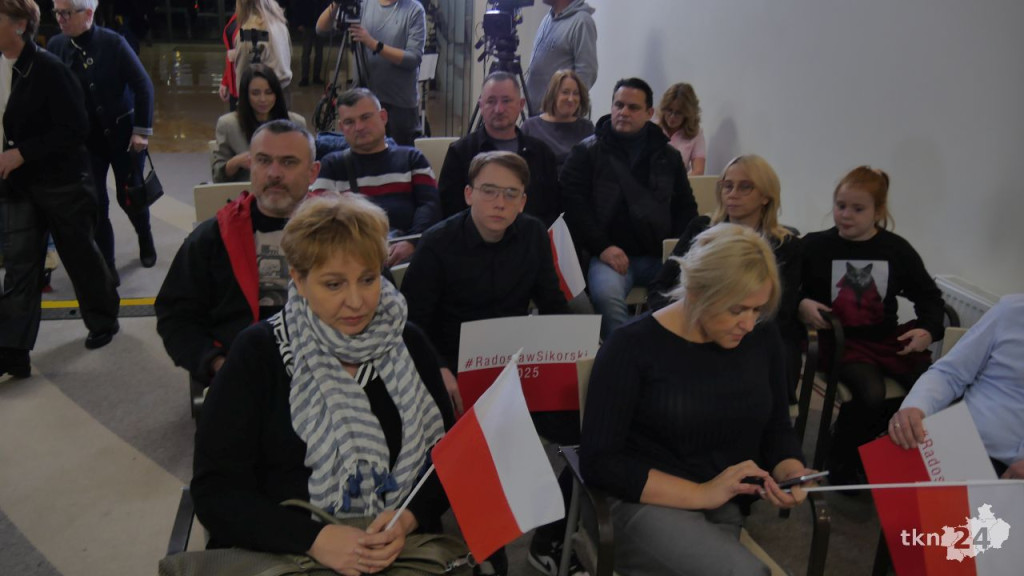 Radosław Sikorski w Końskich. O Polsce powiatowej, prawach kobiet i sytuacji międzynarodowej [WIDEO, zdjęcia]