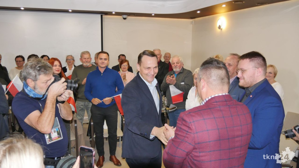 Radosław Sikorski w Końskich. O Polsce powiatowej, prawach kobiet i sytuacji międzynarodowej [WIDEO, zdjęcia]