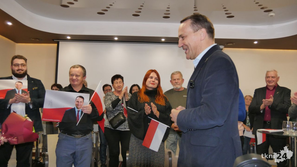 Radosław Sikorski w Końskich. O Polsce powiatowej, prawach kobiet i sytuacji międzynarodowej [WIDEO, zdjęcia]