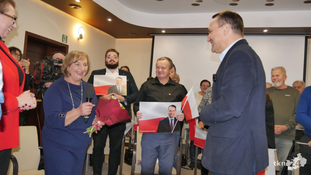 Radosław Sikorski w Końskich. O Polsce powiatowej, prawach kobiet i sytuacji międzynarodowej [WIDEO, zdjęcia]