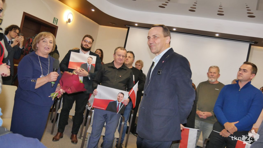 Radosław Sikorski w Końskich. O Polsce powiatowej, prawach kobiet i sytuacji międzynarodowej [WIDEO, zdjęcia]