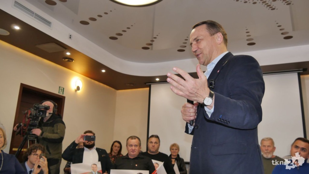 Radosław Sikorski w Końskich. O Polsce powiatowej, prawach kobiet i sytuacji międzynarodowej [WIDEO, zdjęcia]