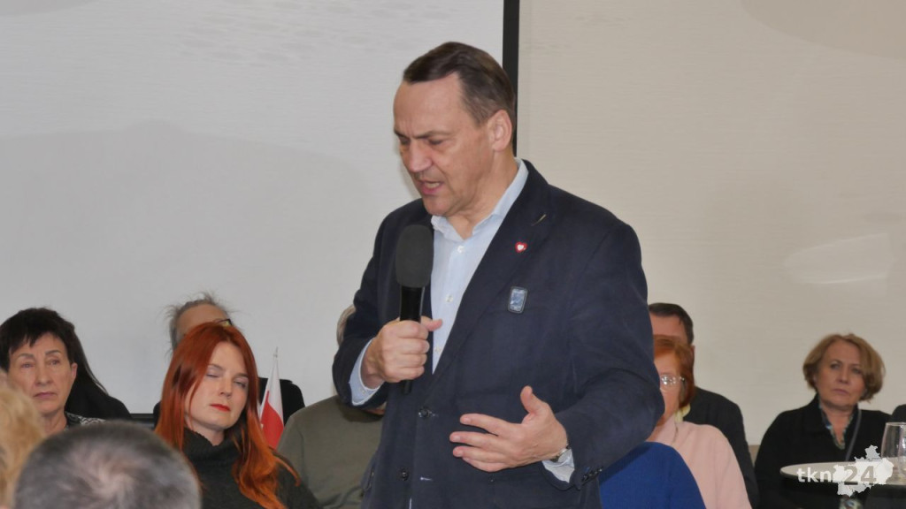 Radosław Sikorski w Końskich. O Polsce powiatowej, prawach kobiet i sytuacji międzynarodowej [WIDEO, zdjęcia]